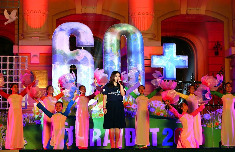 Giờ[-]trái[-]đất[-]2016:[-]Hành[-]động[-]nhỏ,[-]ý[-]nghĩa[-]lớn